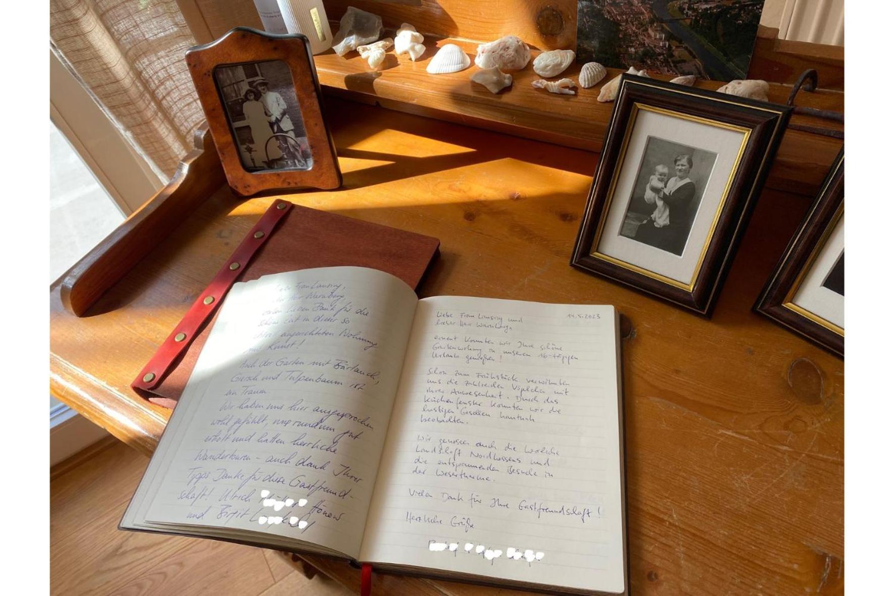 Eine Gemuetliche Ferienwohnung Mit Garten バート・カールスハーフェン エクステリア 写真